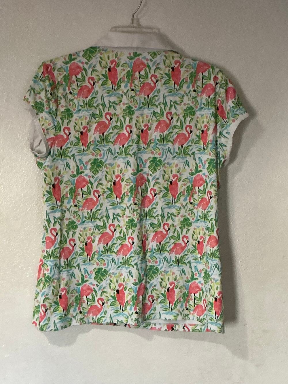 Coral bay golf shirt size medium